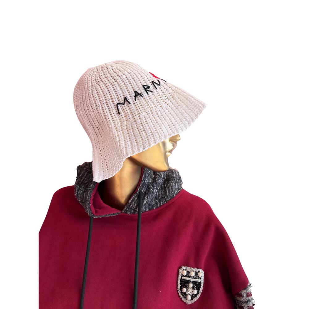 MARNI - NWT Knit White Bucket Hat w/ Red Marni Embroidery and Rose